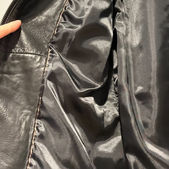 Cole Haan 100% Lambskin Black Leather Jacket - EUC, Size Medium - Picture 8 of 11